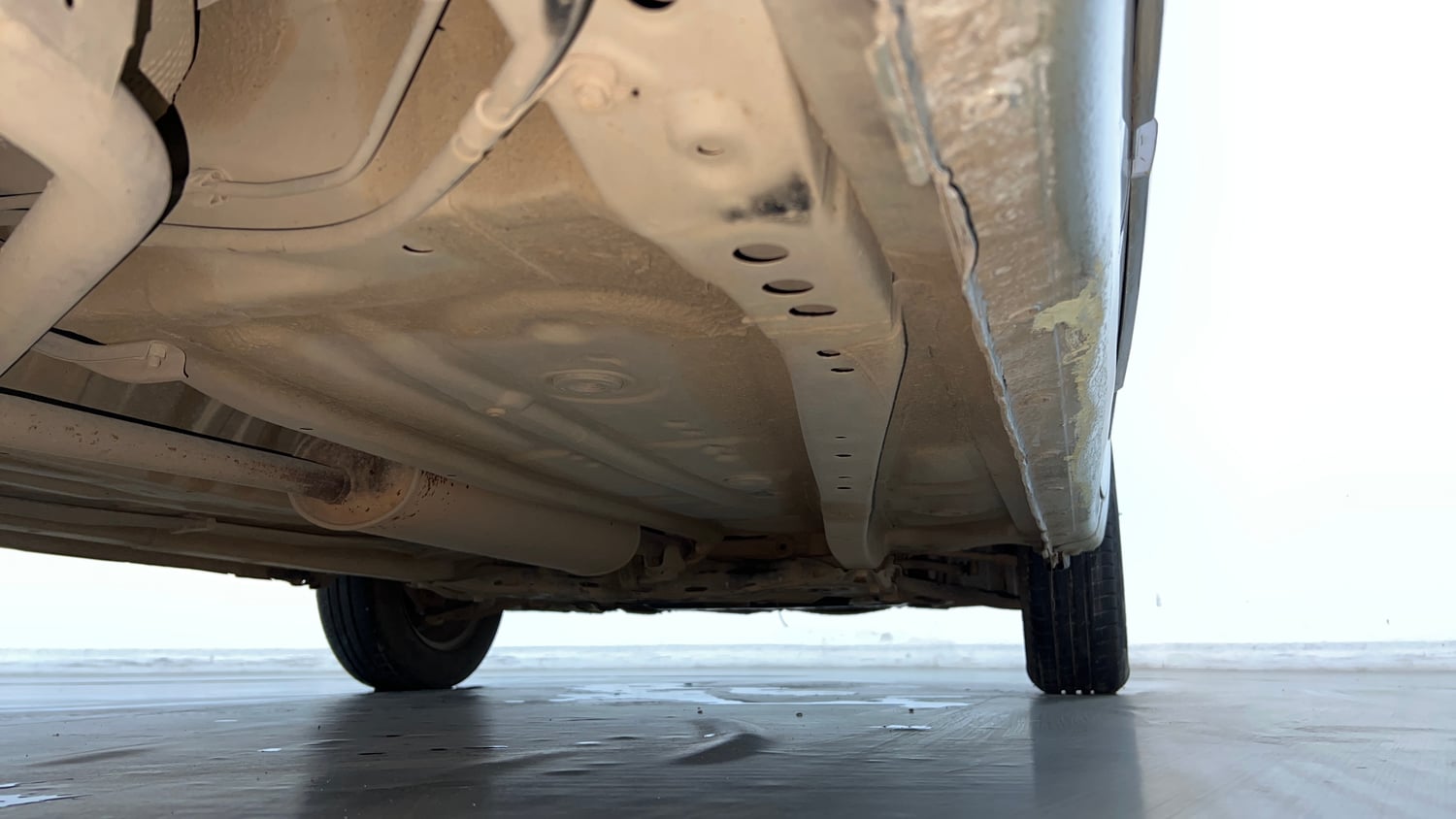 Used 2021 Maruti Suzuki Wagon R LXi 1.0 CNG Cng Manual extra REAR RIGHT UNDERBODY VIEW