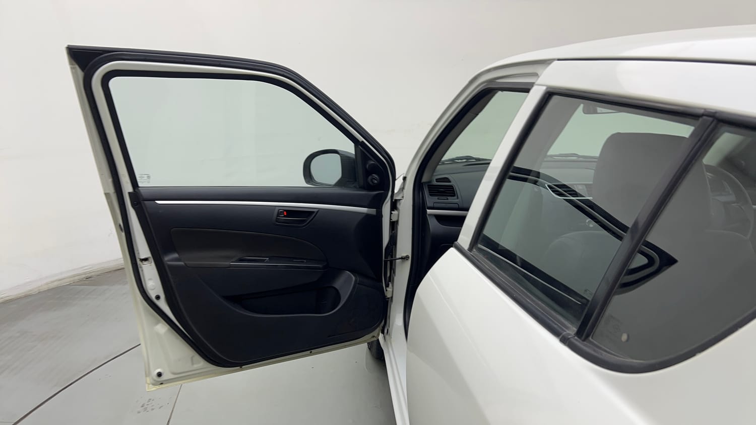 Used 2015 Maruti Suzuki Swift Lxi (O) Petrol Manual interior LEFT FRONT DOOR OPEN VIEW