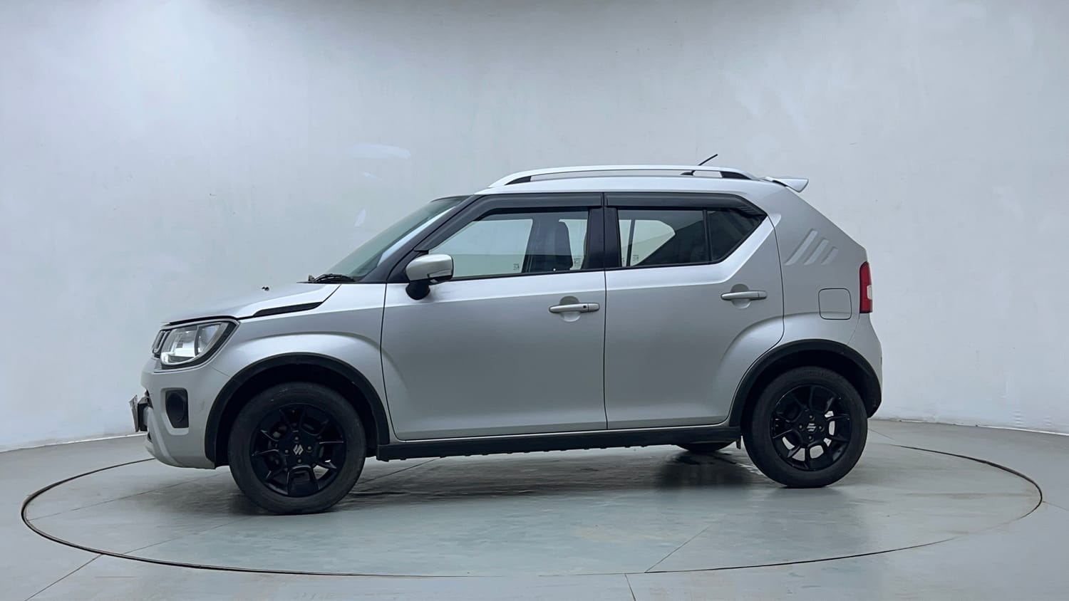 Used 2021 Maruti Suzuki Ignis Zeta 1.2 MT Petrol Manual exterior LEFT SIDE VIEW