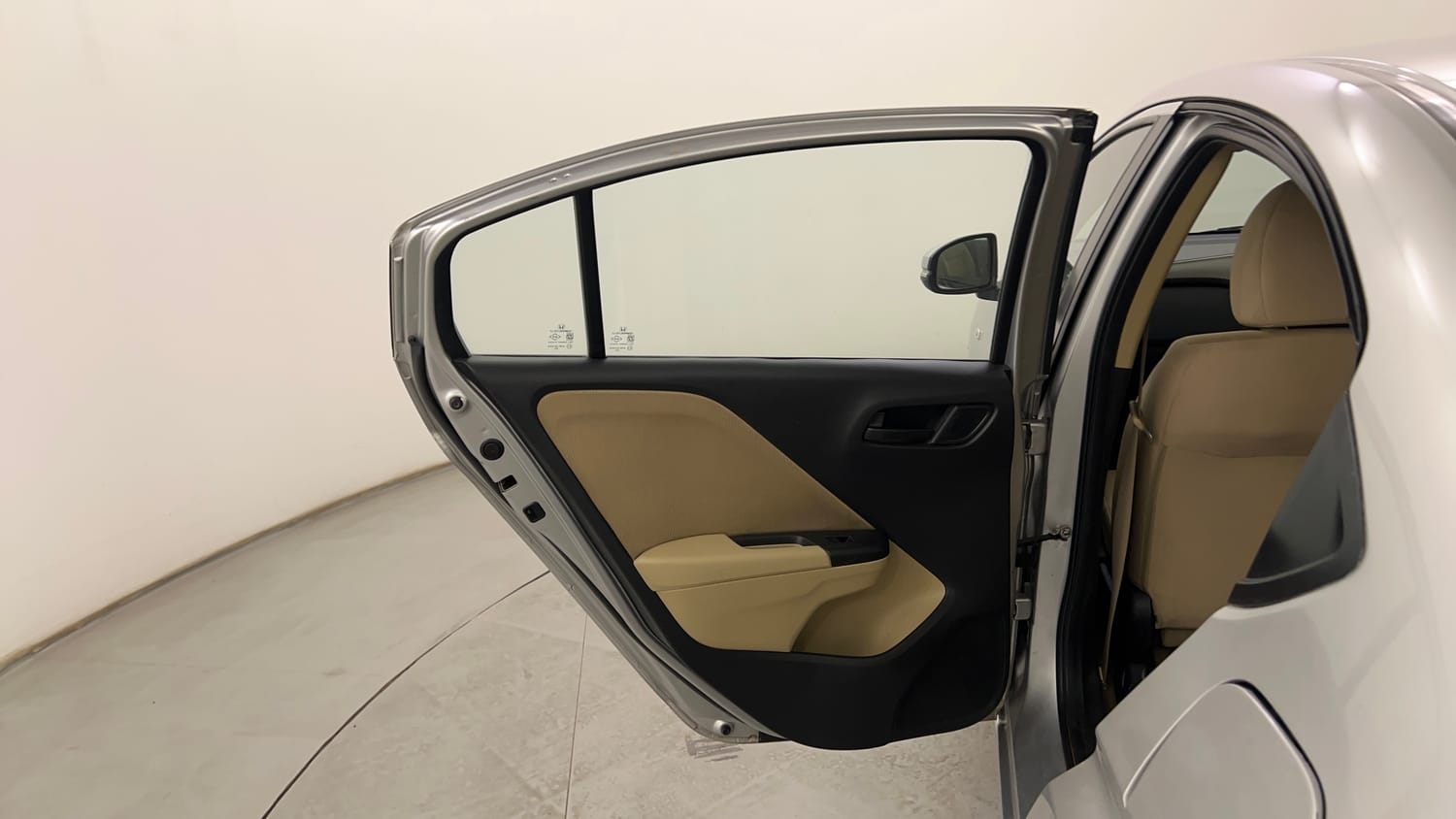 Used 2016 Honda City SV CVT Petrol Automatic interior LEFT REAR DOOR OPEN VIEW