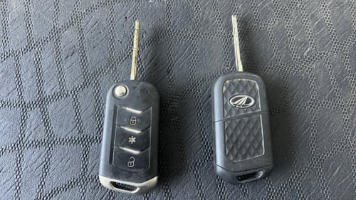 Used 2022 mahindra Thar LX Hard Top Diesel AT 4WD Diesel Automatic extra CAR KEY VIEW