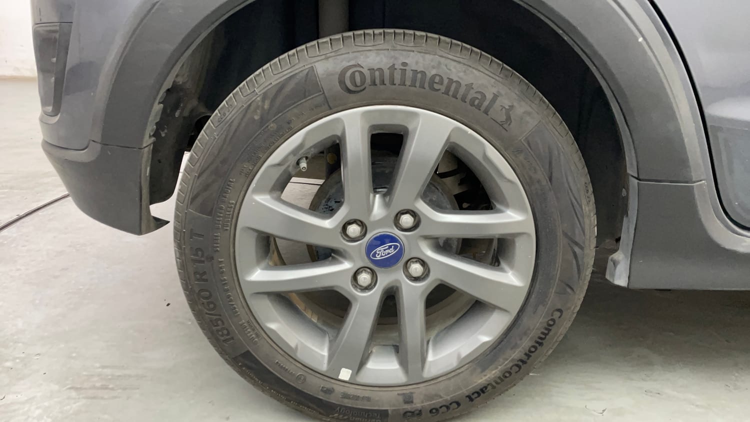 Used 2019 Ford Freestyle Titanium 1.2 Ti-VCT Petrol Manual tyres RIGHT REAR TYRE RIM VIEW