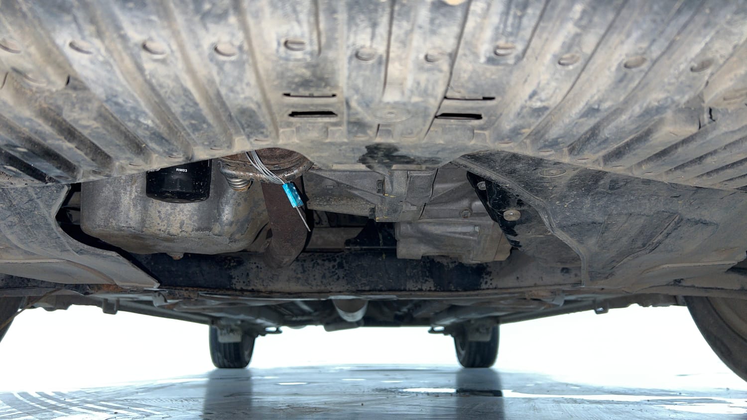 Used 2020 Maruti Suzuki Ciaz Alpha 1.5 AT Petrol Automatic extra FRONT LEFT UNDERBODY VIEW