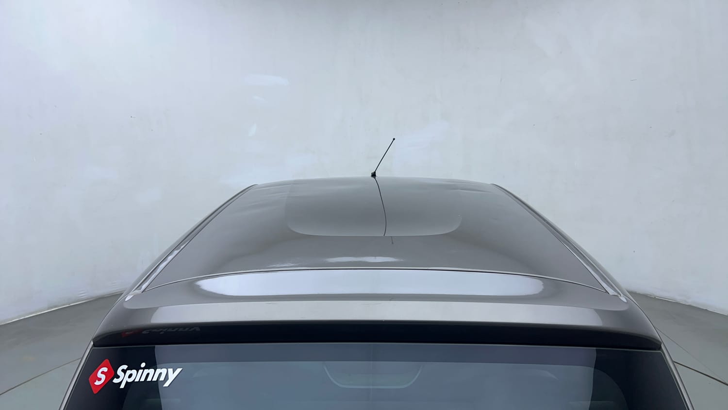 Used 2019 Renault Kwid RXT Opt Petrol Manual exterior EXTERIOR ROOF VIEW