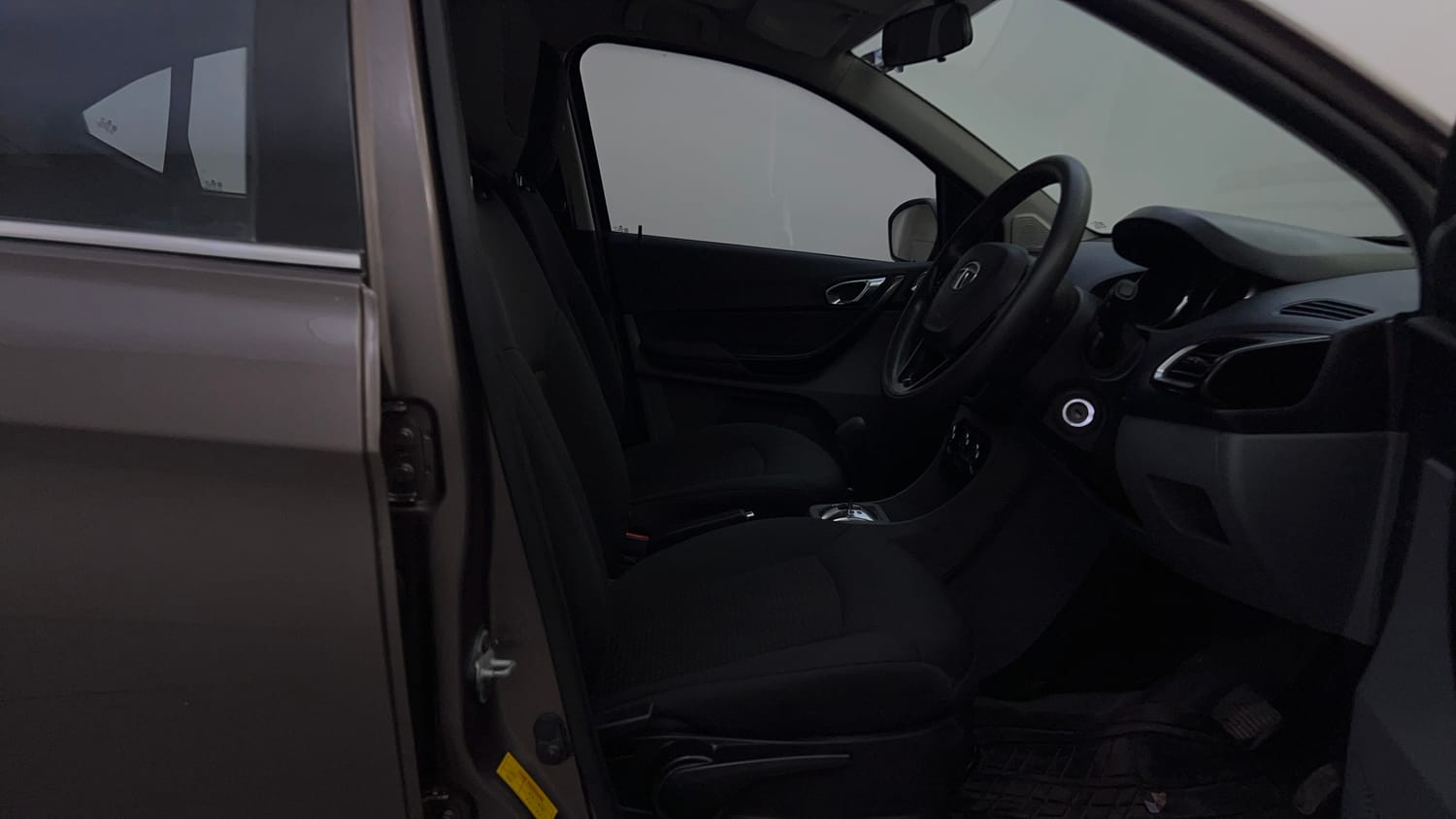Used 2018 Tata Tigor Revotron XZA Petrol Automatic interior RIGHT SIDE FRONT DOOR CABIN VIEW