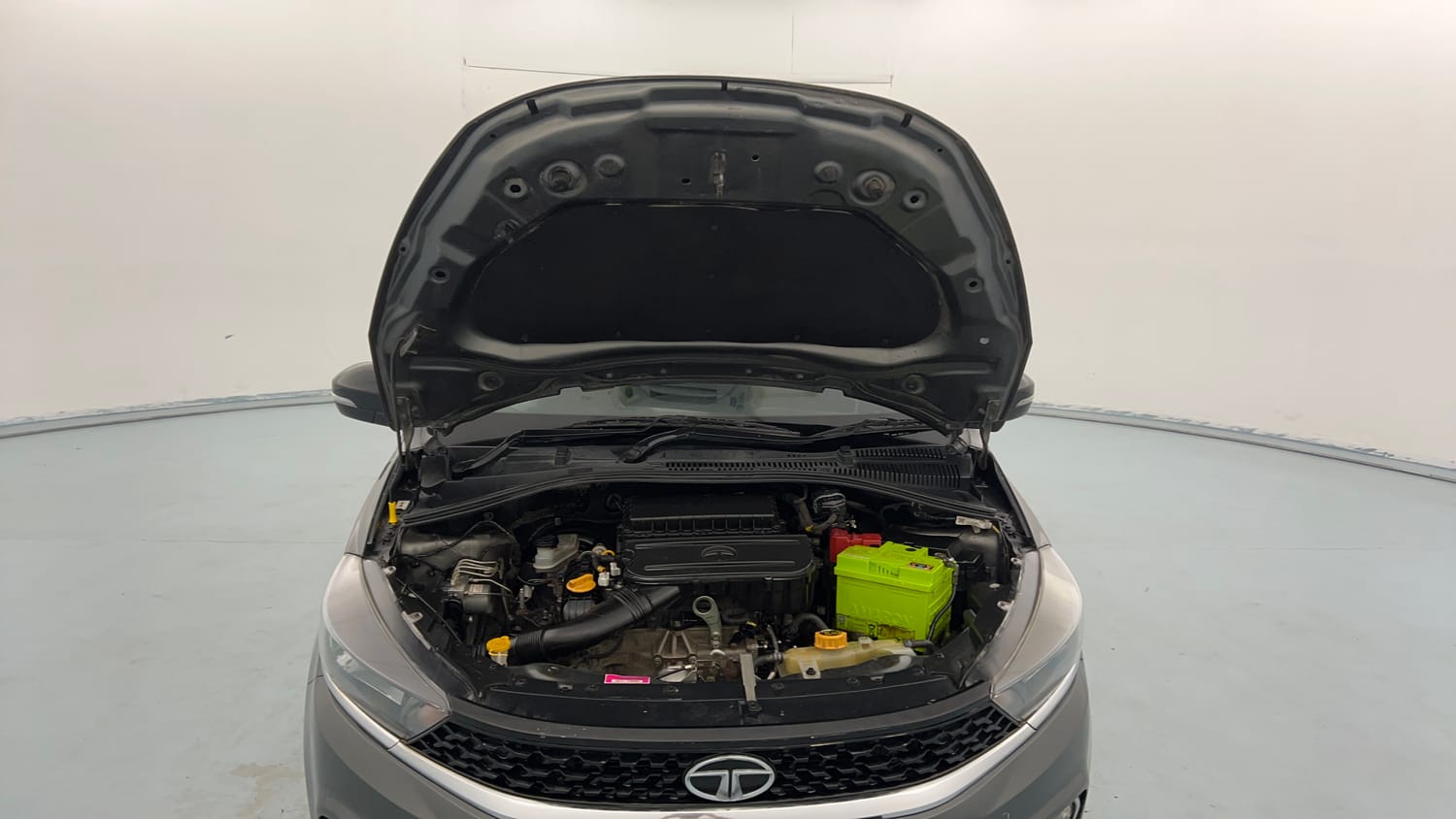 Used 2023 Tata Tigor XZ CNG Cng Manual engine ENGINE & BONNET OPEN FRONT VIEW