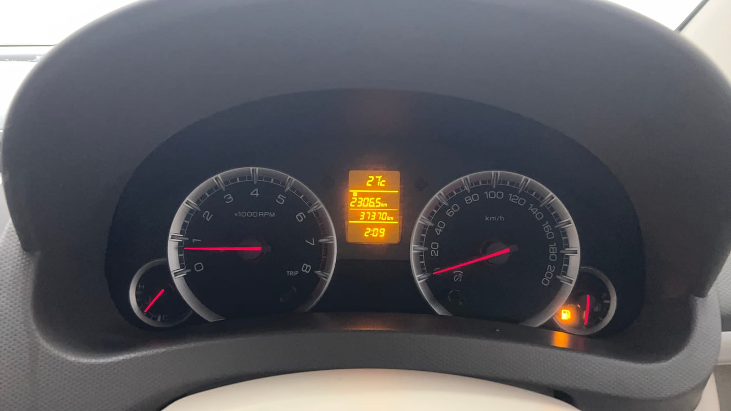 Used 2016 Maruti Suzuki Ertiga ZXI Petrol Manual interior CLUSTERMETER VIEW