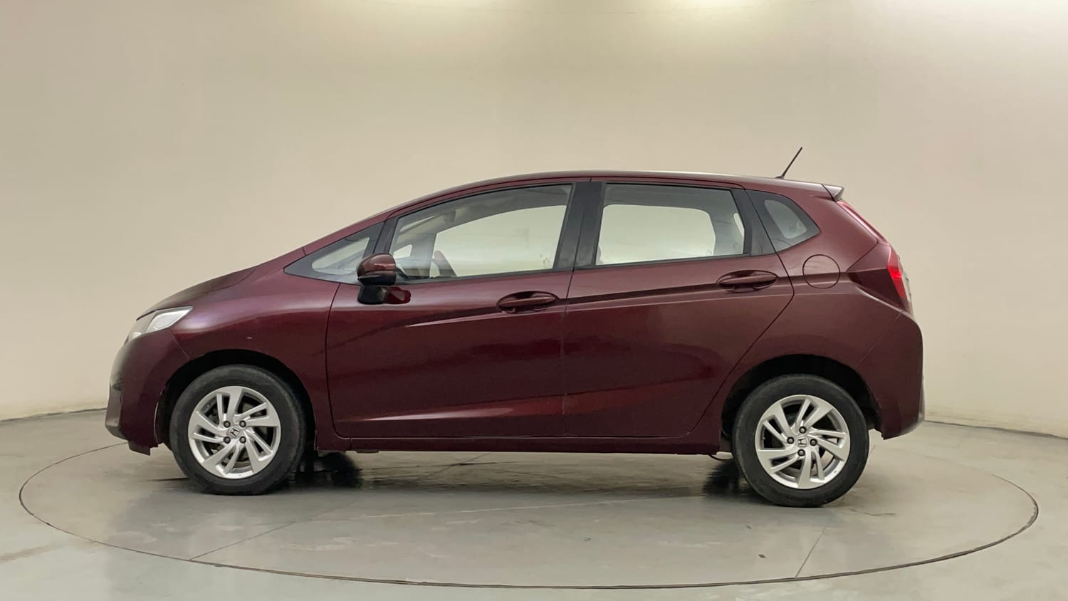 Used 2017 Honda Jazz V AT Petrol Petrol Automatic exterior LEFT SIDE VIEW