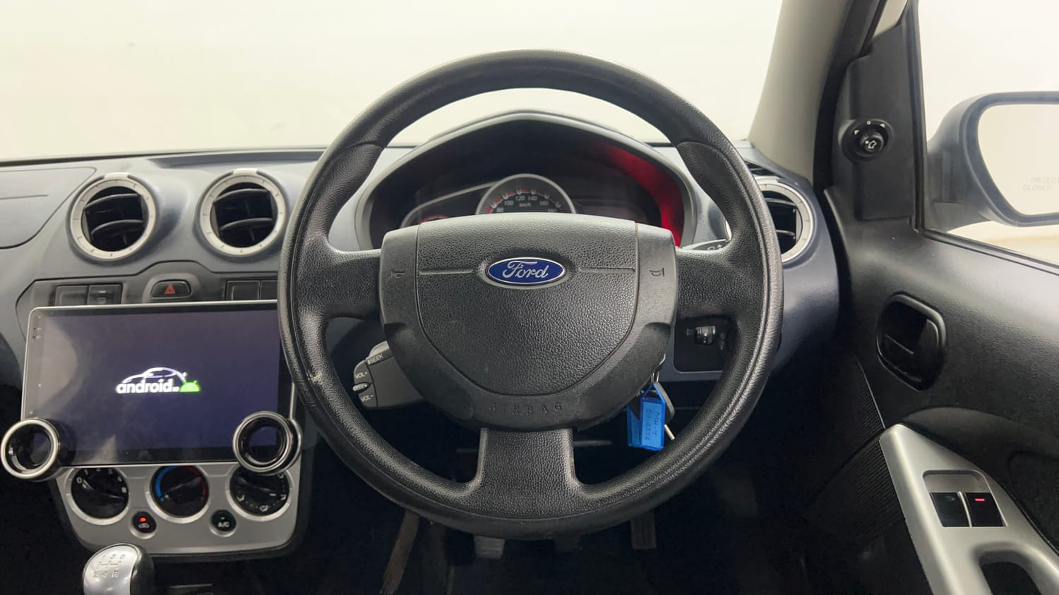 Used 2013 Ford Figo Duratec Petrol Titanium 1.2 Petrol Manual interior STEERING VIEW