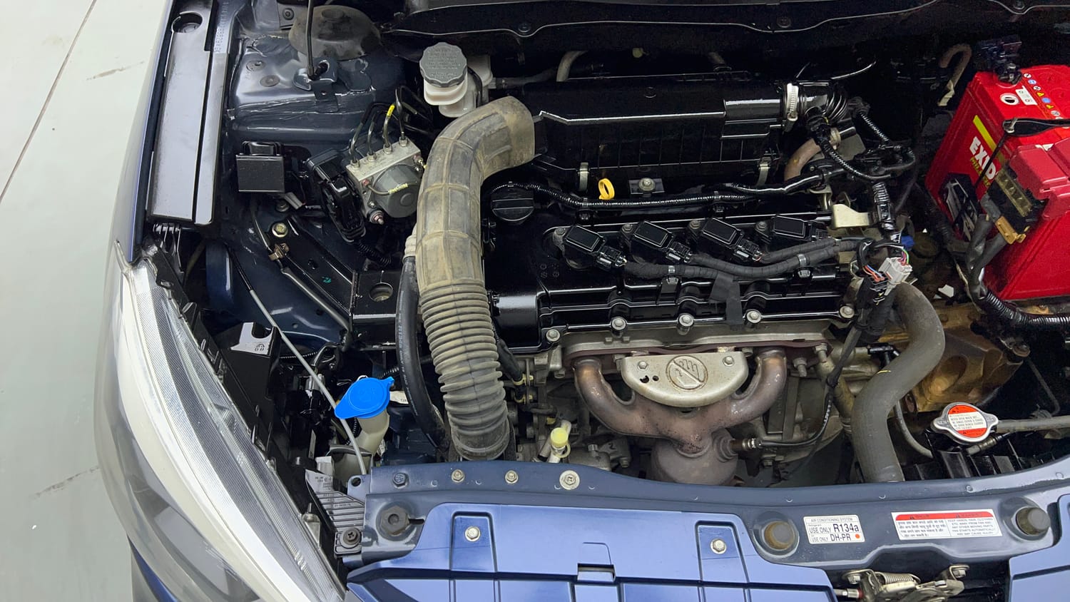 Used 2019 Maruti Suzuki Ciaz Alpha Hybrid 1.5 Petrol Manual engine ENGINE RIGHT SIDE VIEW