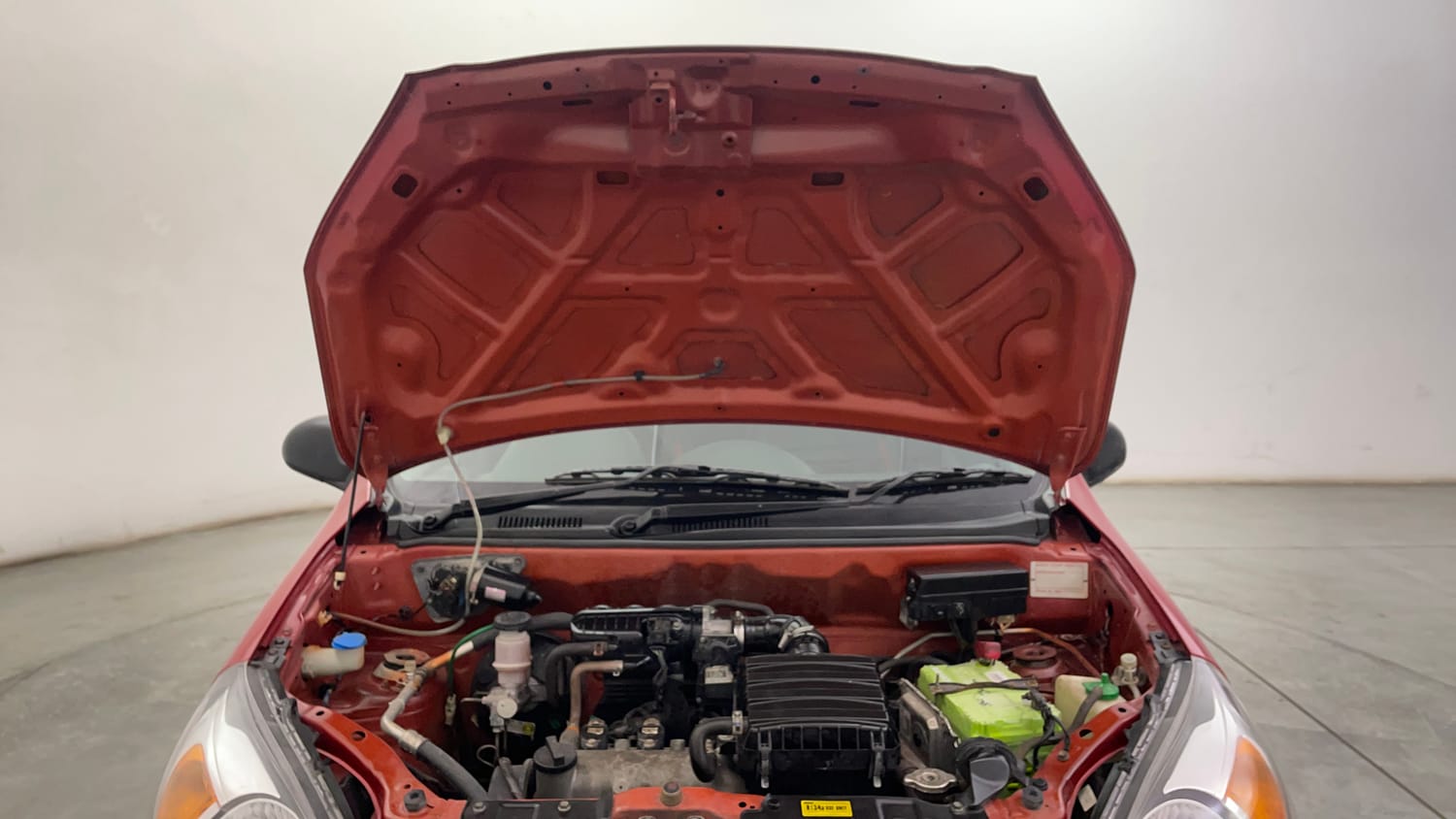 Used 2018 Maruti Suzuki Alto 800 LXi Petrol Manual engine ENGINE & BONNET OPEN FRONT VIEW