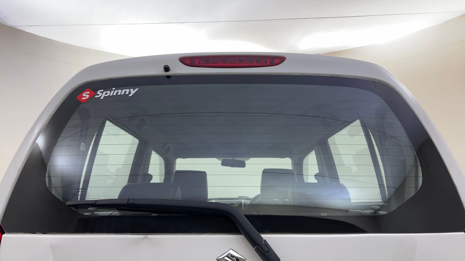 Used 2016 Maruti Suzuki Wagon R 1.0 VXI AMT Petrol Automatic top_features Rear defogger
