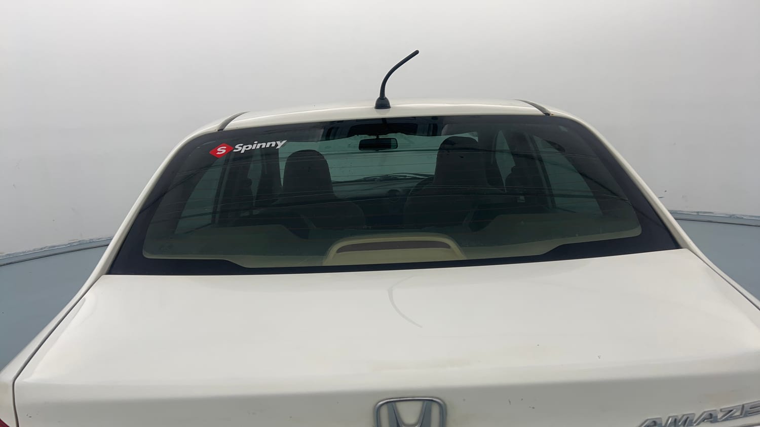 Used 2015 Honda Amaze 1.2 SX i-VTEC Petrol Manual exterior BACK WINDSHIELD VIEW