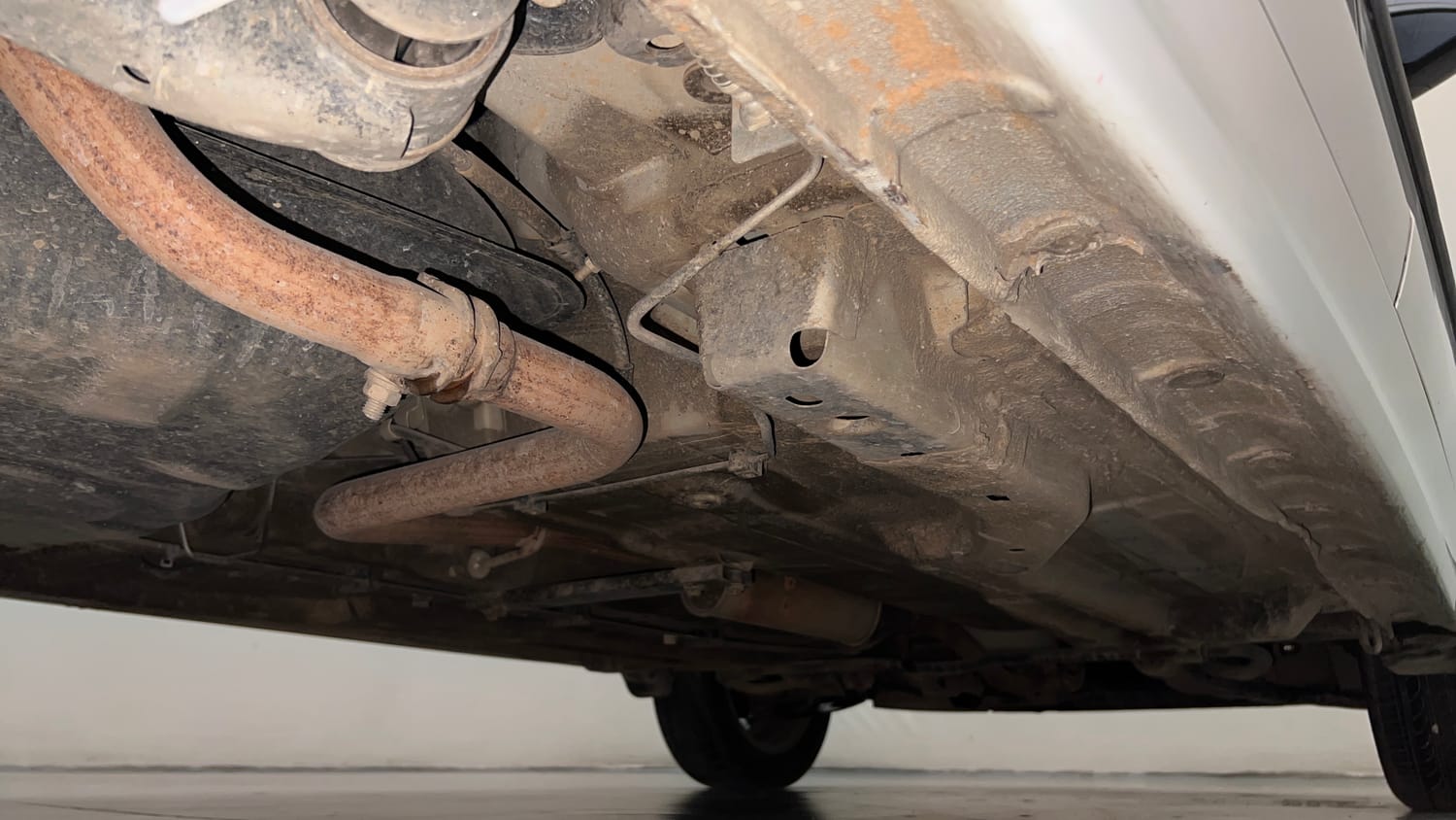 Used 2018 Tata Tiago Revotron XZ Petrol Manual extra REAR RIGHT UNDERBODY VIEW