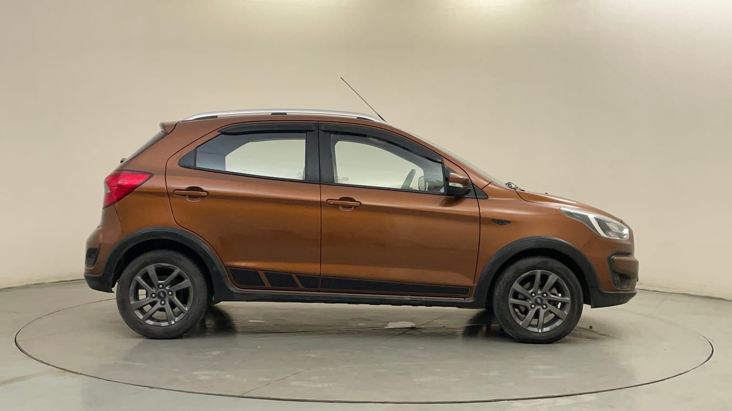 Used 2021 Ford Freestyle Titanium Plus 1.2 Ti-VCT Petrol Manual exterior RIGHT SIDE VIEW