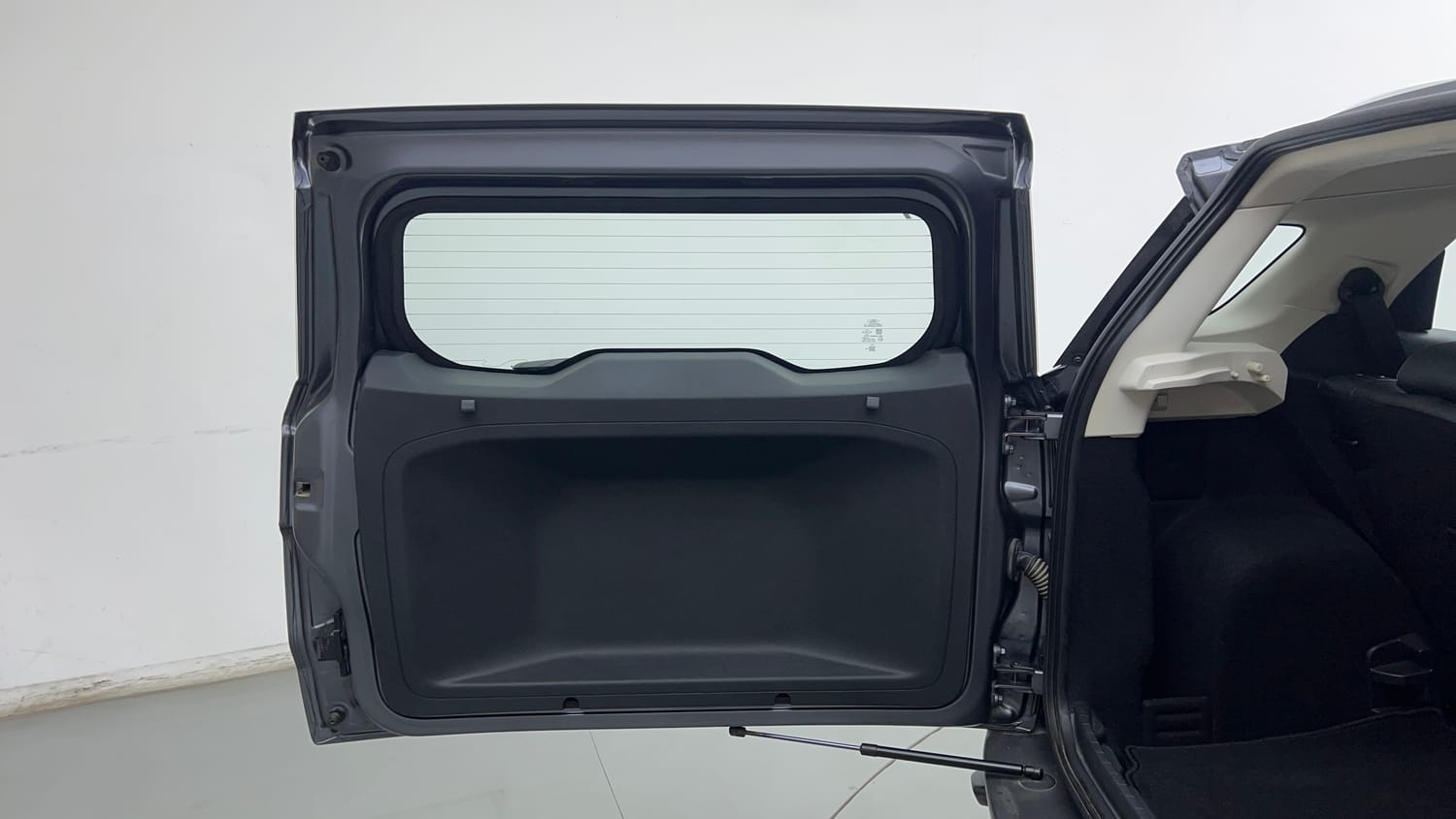 Used 2019 Ford EcoSport Titanium + 1.5L Ti-VCT AT Petrol Automatic interior DICKY DOOR OPEN VIEW