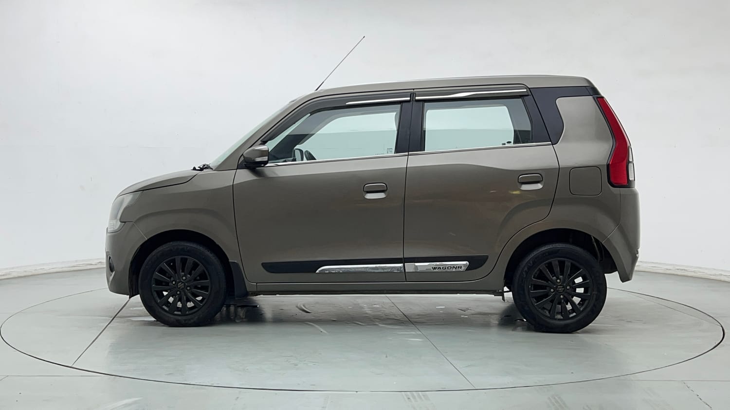 Used 2023 Maruti Suzuki Wagon R ZXI Plus 1.2 AGS Petrol Automatic exterior LEFT SIDE VIEW