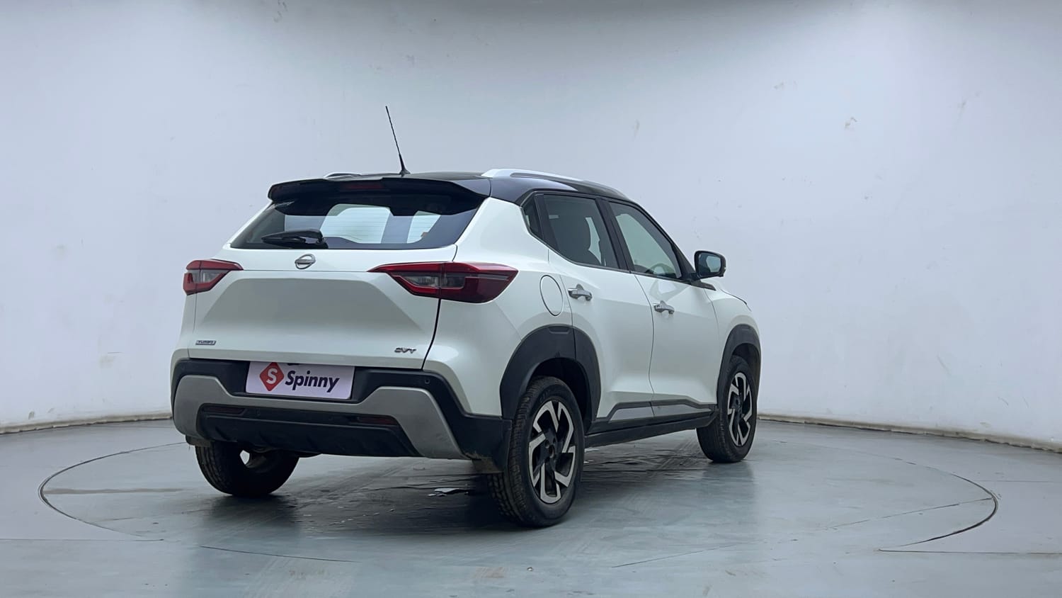 Used 2021 Nissan Magnite XV Premium Turbo CVT Petrol Automatic exterior RIGHT REAR CORNER VIEW
