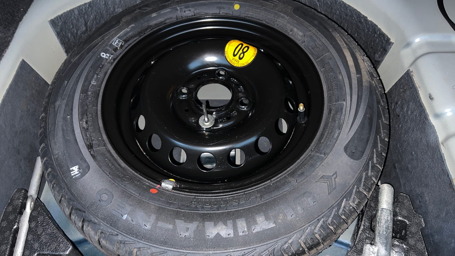 Used 2020 Tata Tigor XM Petrol Manual tyres SPARE TYRE VIEW