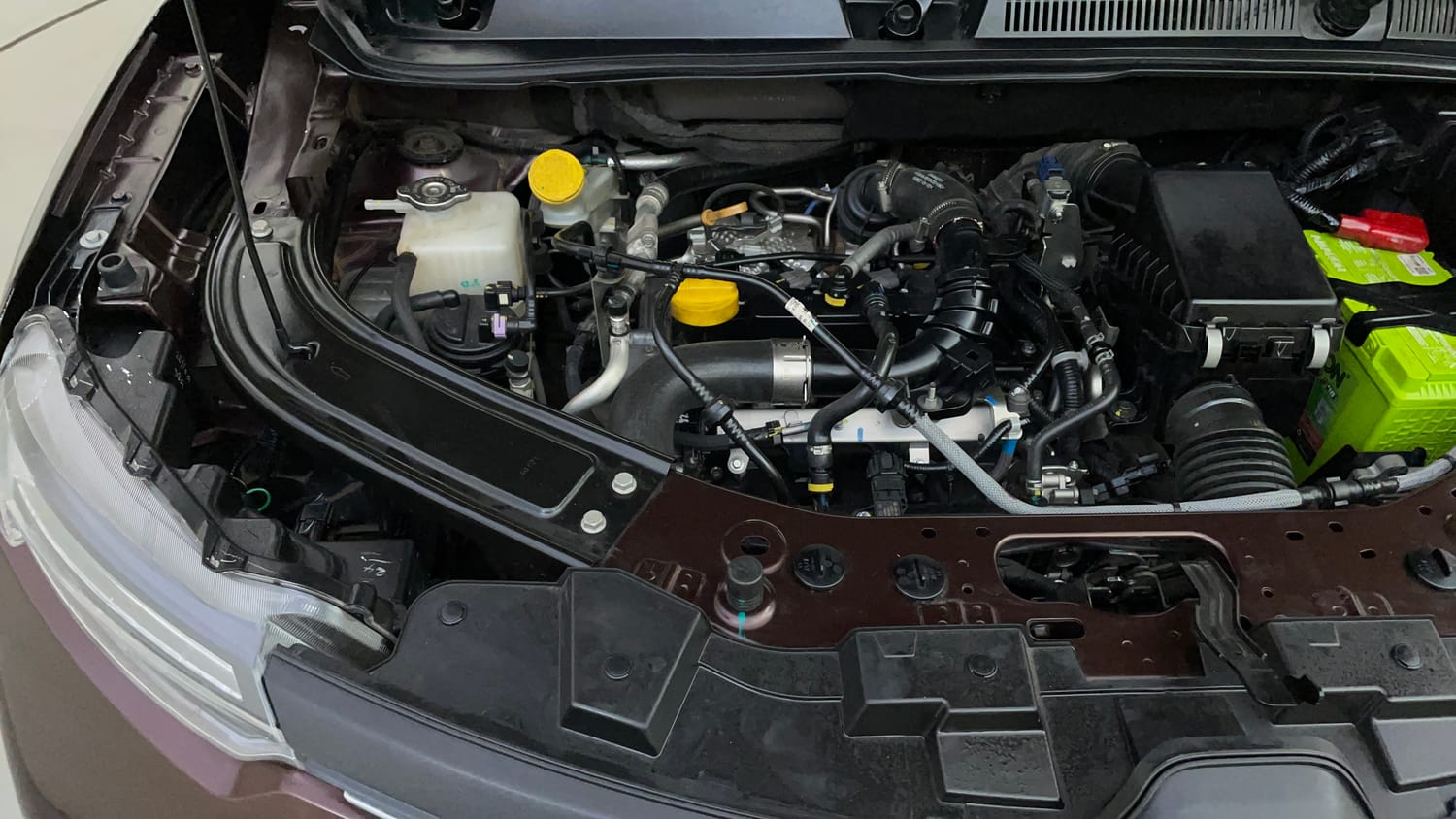 Used 2021 Renault Kiger RXZ Turbo CVT Petrol Automatic engine ENGINE RIGHT SIDE VIEW