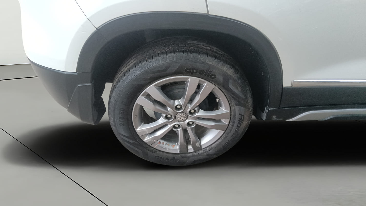 Used 2020 maruti-suzuki Vitara Brezza ZXi Plus Petrol Manual tyres RIGHT REAR TYRE RIM VIEW