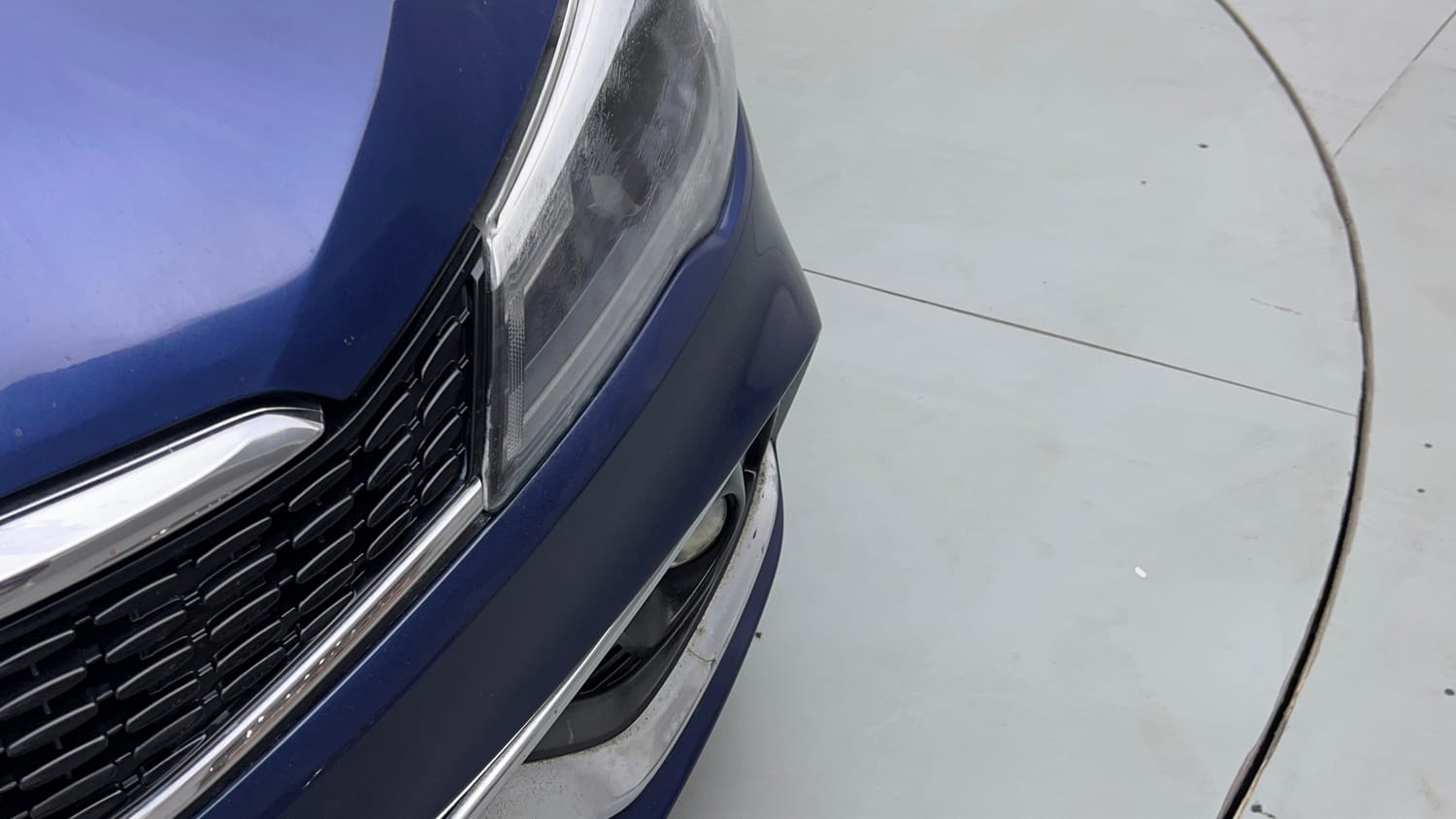 Used 2018 Maruti Suzuki Ciaz Alpha Hybrid 1.5 Petrol Manual dents MINOR SCRATCH