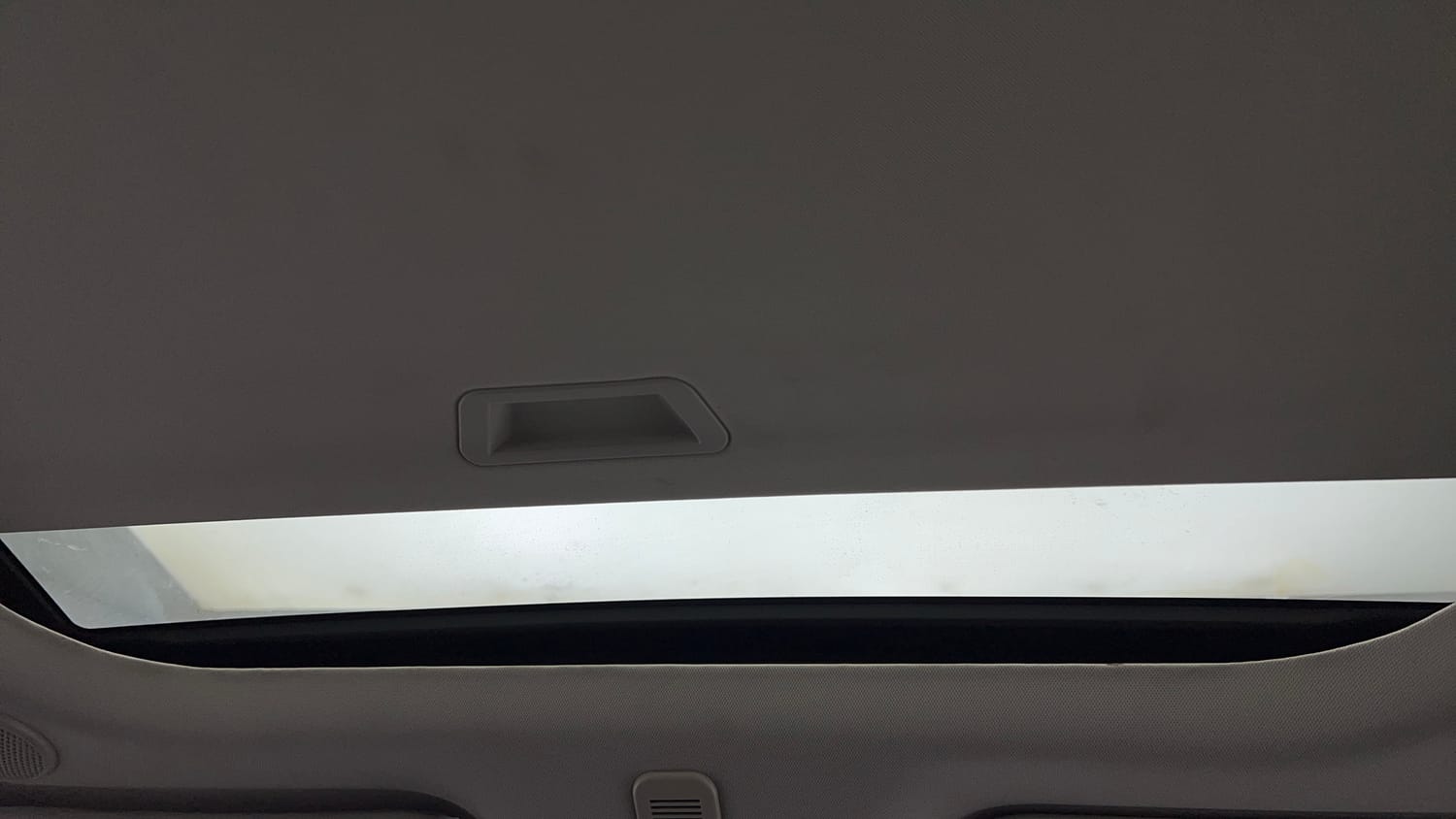 Used 2023 Mahindra Scorpio N Z8 L Petrol MT 7 STR Petrol Manual top_features Sunroof
