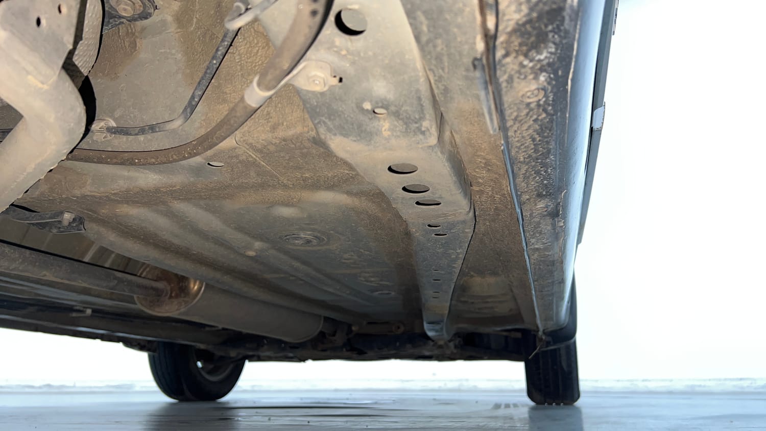 Used 2023 Maruti Suzuki Wagon R ZXI Plus 1.2 AGS Petrol Automatic extra REAR RIGHT UNDERBODY VIEW