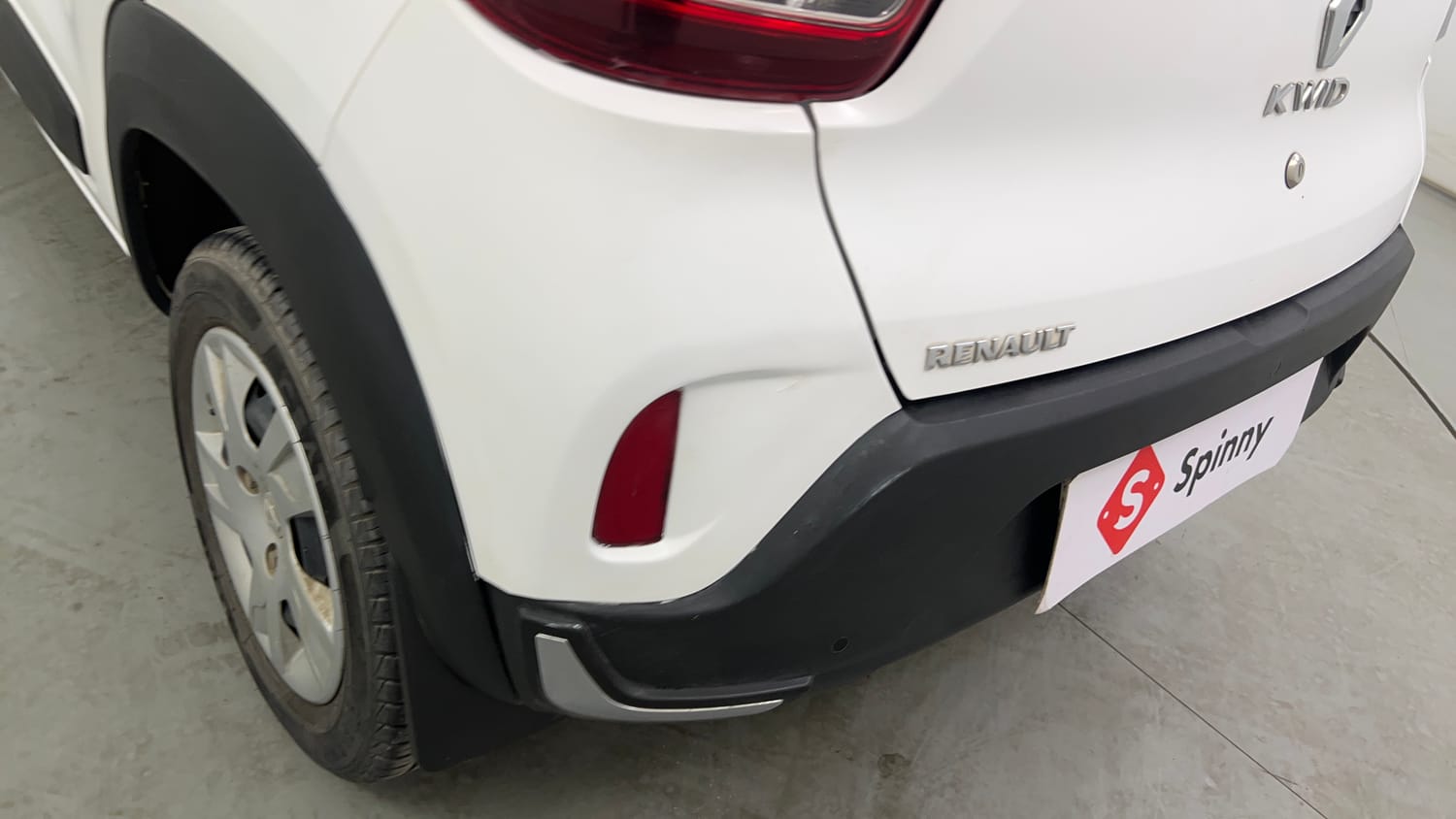Used 2020 Renault Kwid RXL Petrol Manual dents MINOR SCRATCH