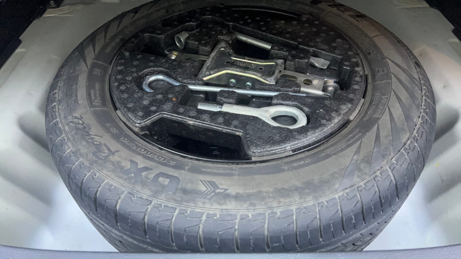 Used 2019 Maruti Suzuki S-Cross Zeta 1.3 Diesel Manual tyres SPARE TYRE VIEW