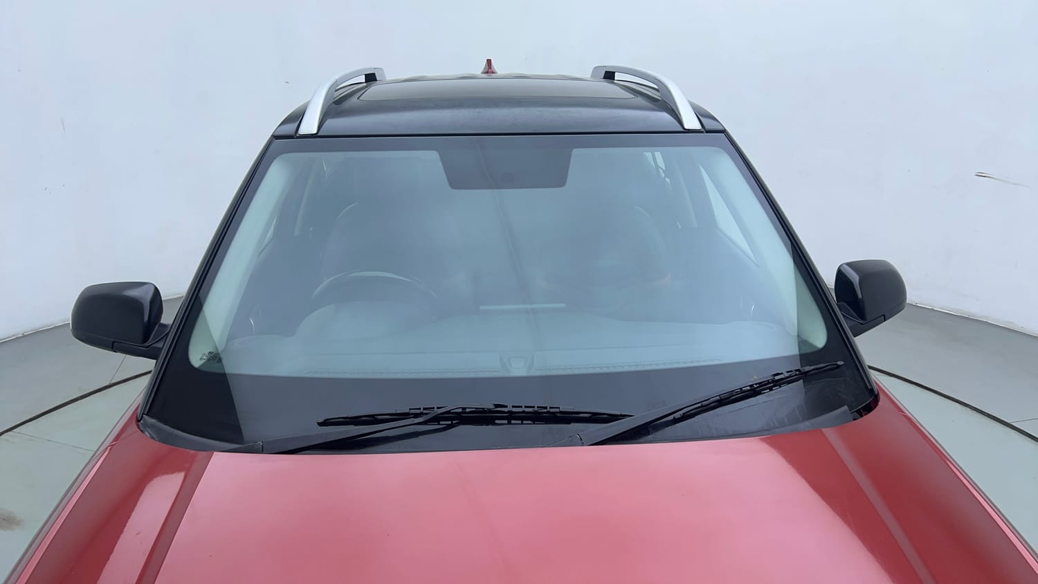 Used 2019 Hyundai Venue SX Plus 1.0 Turbo DCT Dual Tone Petrol Automatic exterior FRONT WINDSHIELD VIEW