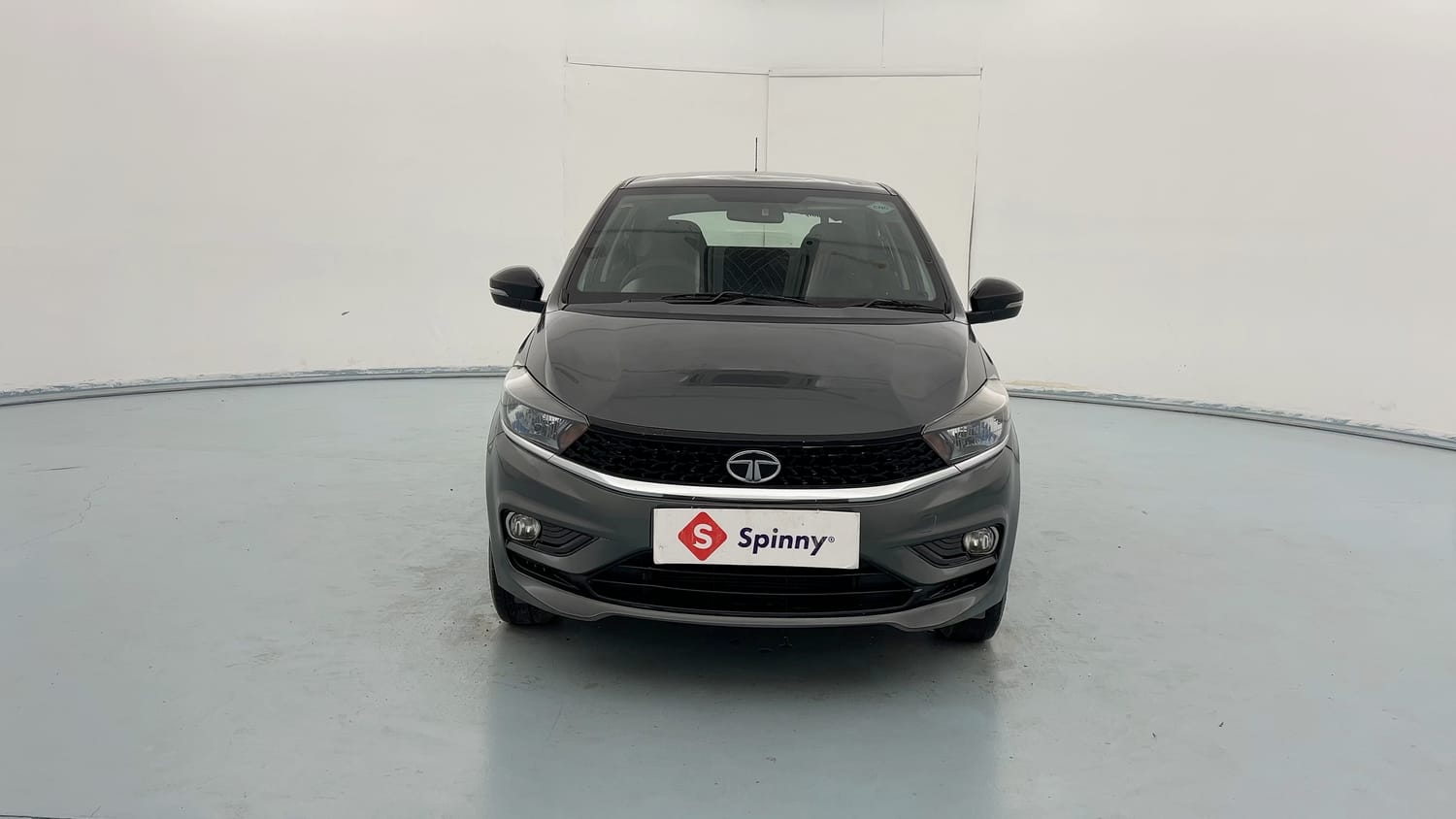 Used 2023 Tata Tigor XZ CNG Cng Manual exterior FRONT VIEW