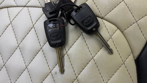 Used 2018 Hyundai Grand i10 Sportz 1.2 Kappa VTVT Petrol Manual extra CAR KEY VIEW