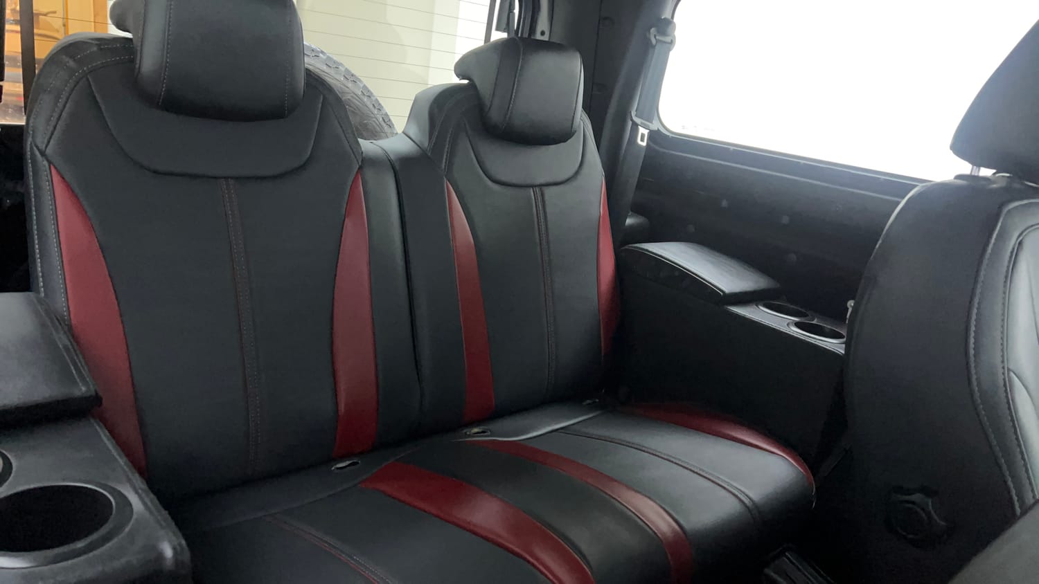 Used 2022 mahindra Thar LX Hard Top Diesel AT 4WD Diesel Automatic interior RIGHT SIDE REAR DOOR CABIN VIEW