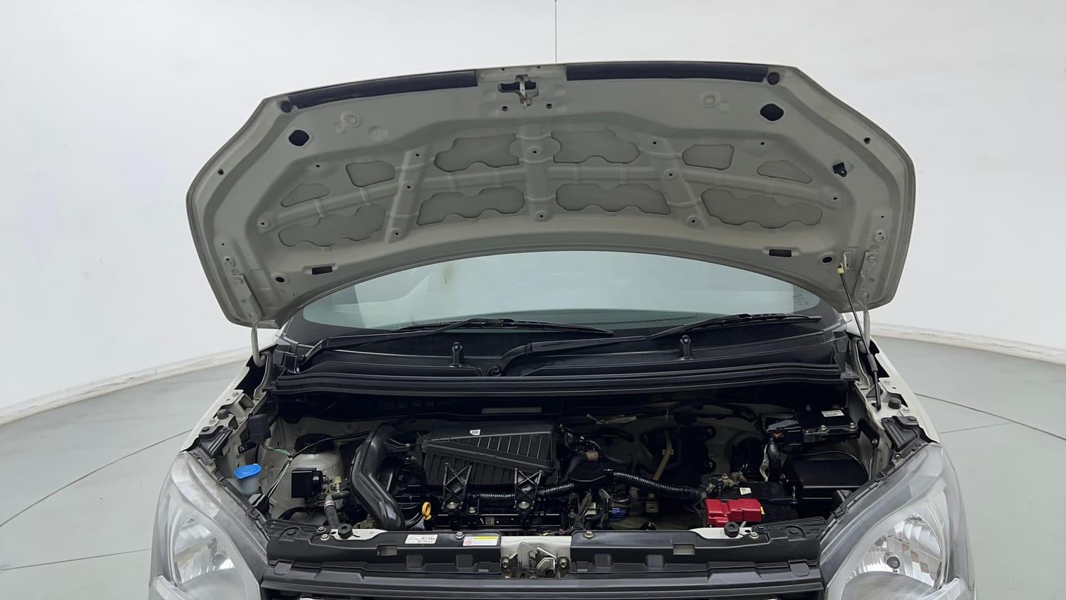 Used 2022 Maruti Suzuki Wagon R VXI 1.0 Petrol Manual engine ENGINE & BONNET OPEN FRONT VIEW