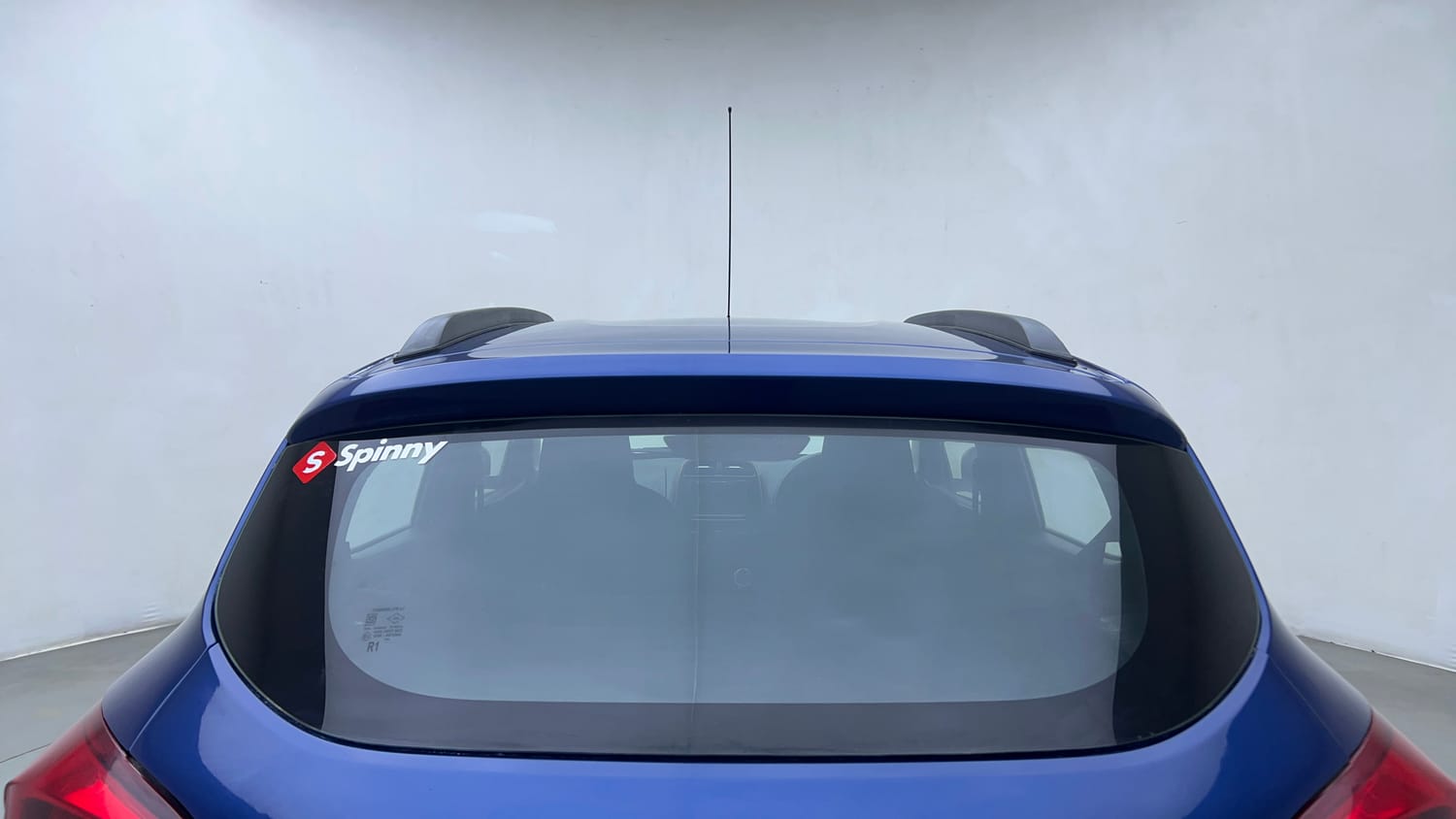 Used 2017 Renault Kwid CLIMBER 1.0 AMT Petrol Automatic exterior BACK WINDSHIELD VIEW