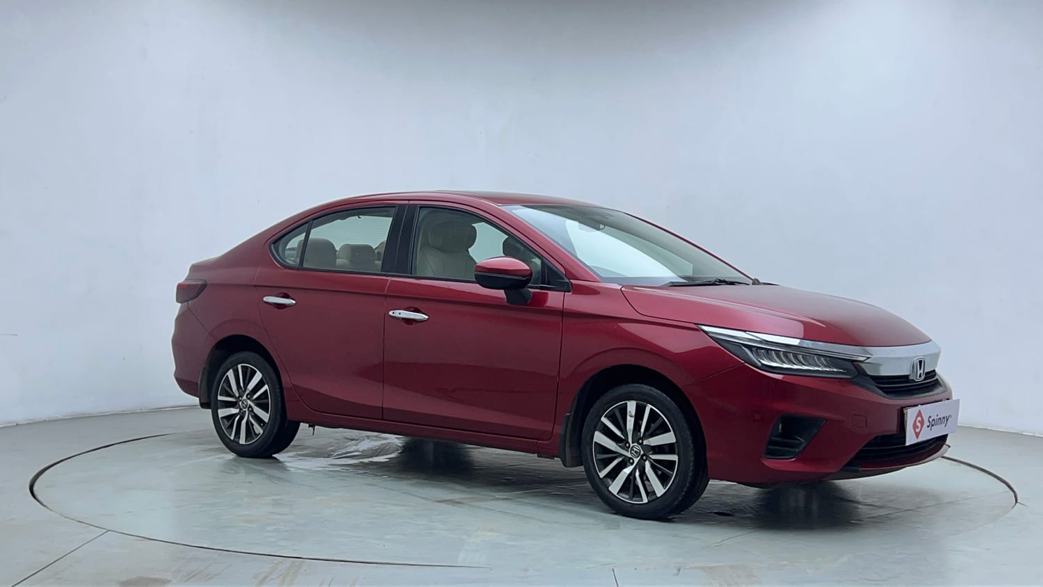 Used 2022 Honda City ZX Petrol Petrol Manual exterior RIGHT FRONT CORNER VIEW