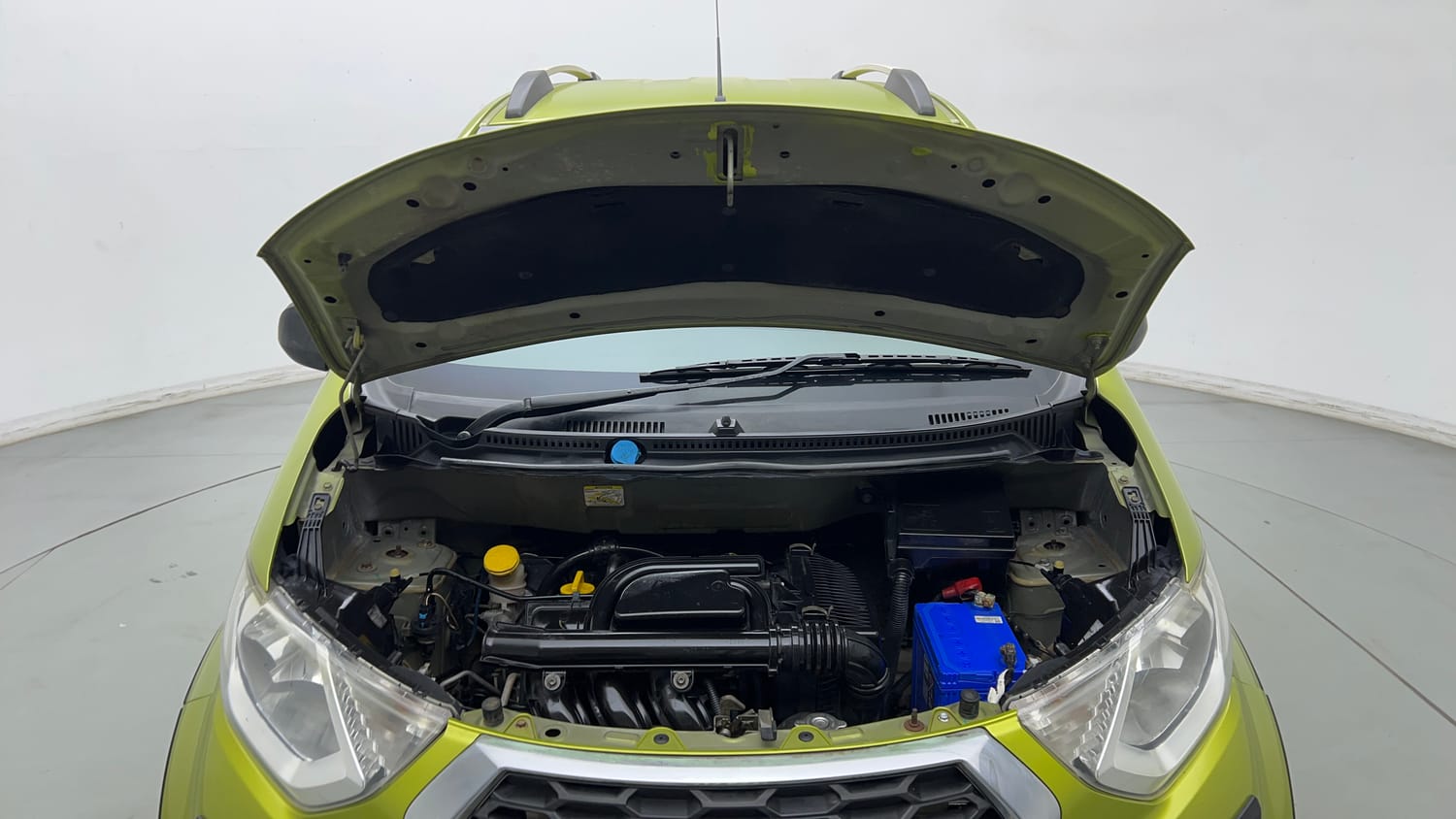 Used 2017 Datsun Redi-GO S Petrol Manual engine ENGINE & BONNET OPEN FRONT VIEW