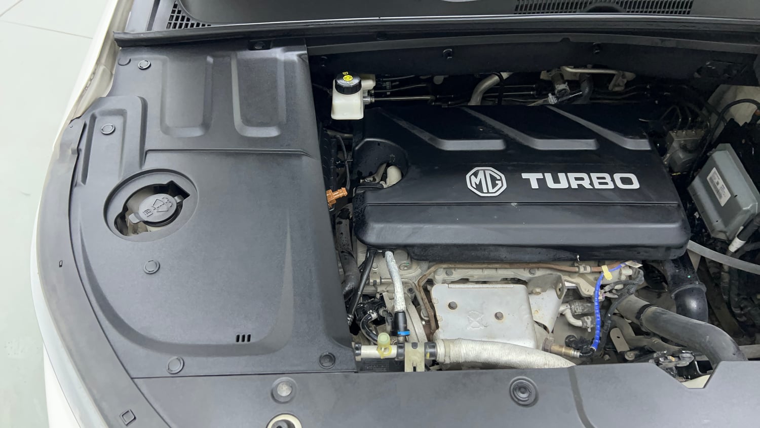 Used 2021 MG Motors Hector Super 1.5 Petrol Turbo MT Petrol Manual engine ENGINE RIGHT SIDE VIEW
