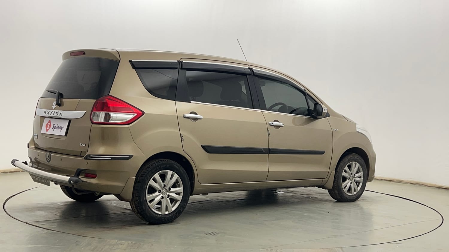 Used 2016 Maruti Suzuki Ertiga ZXI Petrol Manual exterior RIGHT REAR CORNER VIEW