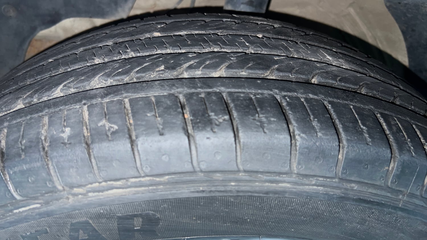 Used 2021 MG Motors Hector Super 1.5 Petrol Turbo MT Petrol Manual tyres LEFT FRONT TYRE TREAD VIEW