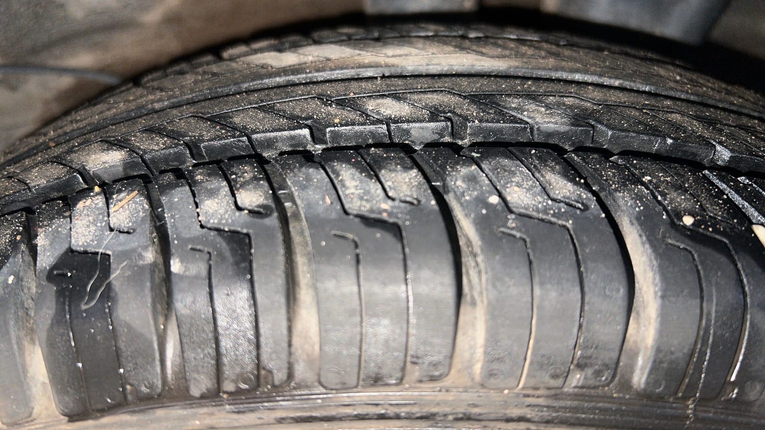 Used 2021 Hyundai Santro Sportz AMT Petrol Automatic tyres LEFT REAR TYRE TREAD VIEW