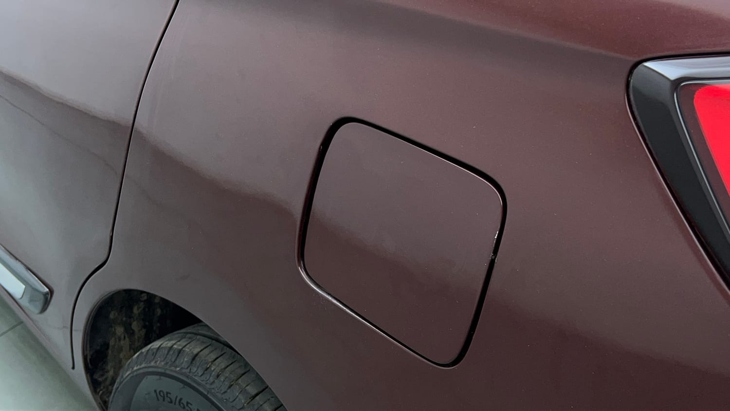 Used 2022 Maruti Suzuki New Ertiga VXi Petrol Manual dents MINOR SCRATCH