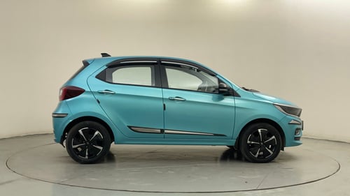 Used 2025 Tata Tiago XZA Petrol Automatic exterior RIGHT SIDE VIEW