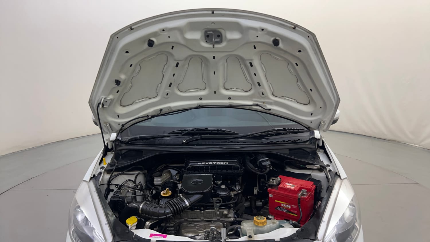 Used 2018 Tata Tiago Revotron XZ Petrol Manual engine ENGINE & BONNET OPEN FRONT VIEW