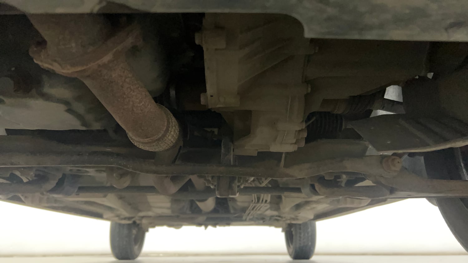 Used 2022 Tata Tiago XT CNG Cng Manual extra FRONT LEFT UNDERBODY VIEW