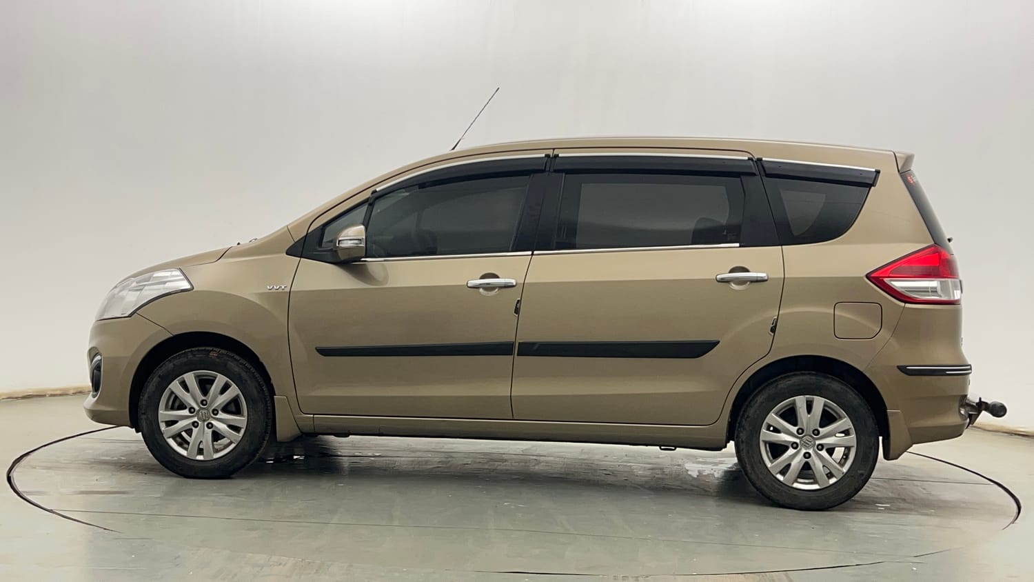 Used 2016 Maruti Suzuki Ertiga ZXI Petrol Manual exterior LEFT SIDE VIEW