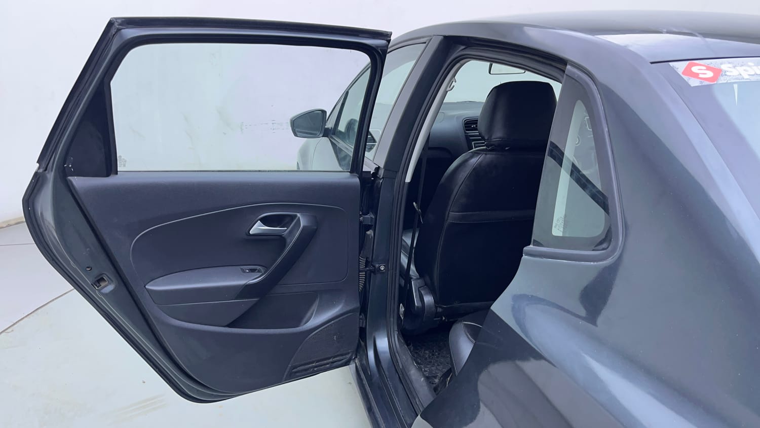 Used 2018 Volkswagen Ameo Comfortline 1.0L (P) Petrol Manual interior LEFT REAR DOOR OPEN VIEW