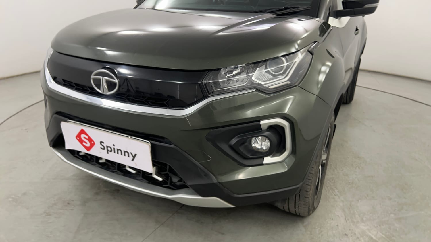 Used 2022 Tata Nexon XZA Plus (O) Diesel Diesel Automatic dents MINOR SCRATCH