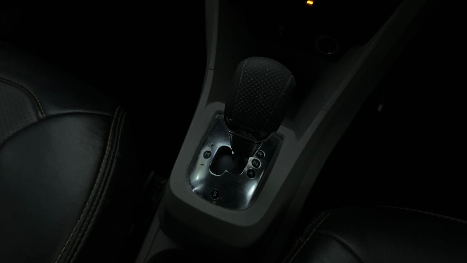 Used 2018 Tata Tiago Revotron XZA Petrol Automatic interior GEAR  KNOB VIEW